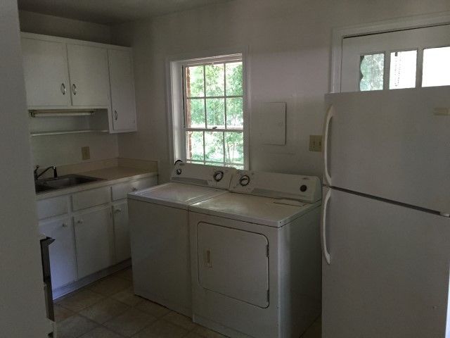216 Colleton Rd, Raleigh, NC 27610
