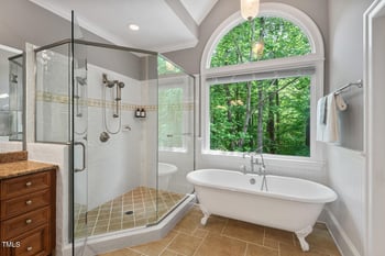 216 Copper Beech Ct, Chapel Hill, NC 27517