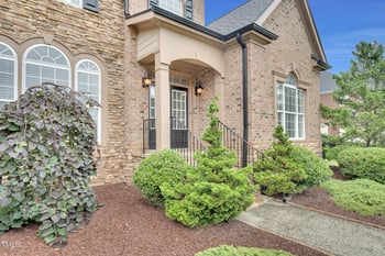 216 Creststone Dr, Cary, NC 27519