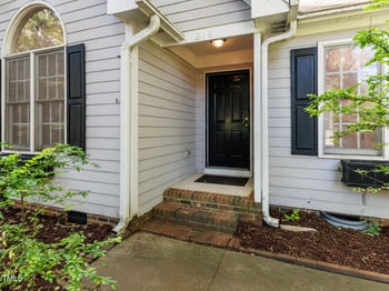 216 Deep Pool Ct, Benson, NC 27504