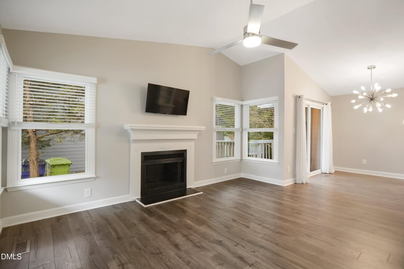 216 Dickens Dr, Raleigh, NC 27610