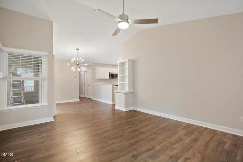 216 Dickens Dr, Raleigh, NC 27610