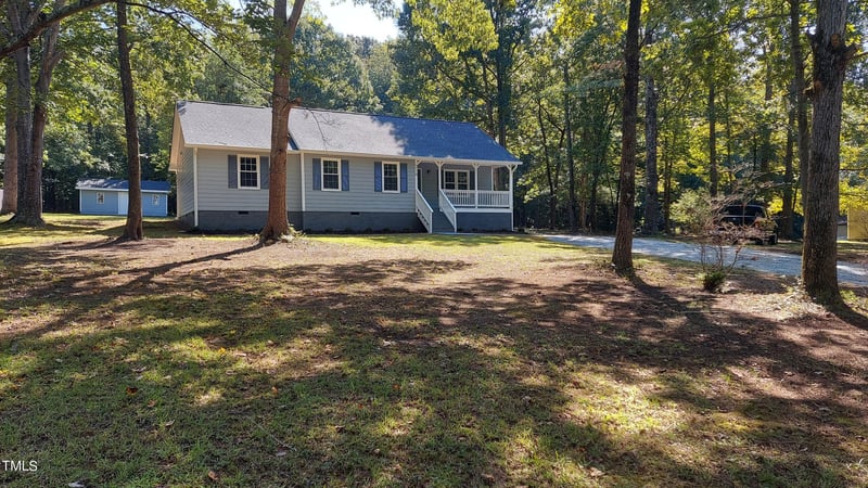216 Essex Ln S, Clayton, NC 27520