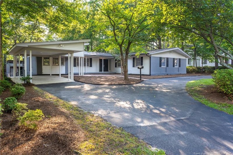 216 Glenburney Dr, Fayetteville, NC 28303