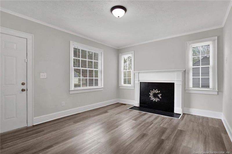 216 Hawthorne Rd, Fayetteville, NC 28301