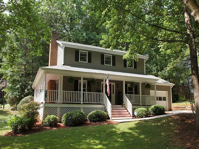 216 Heidinger Dr, Cary, NC 27511