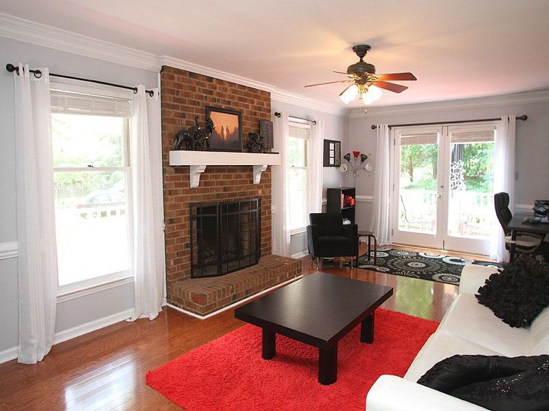 216 Heidinger Dr, Cary, NC 27511