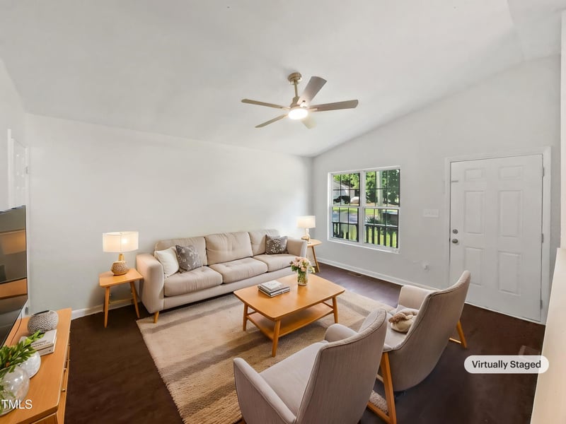 216 Hinton St, Clayton, NC 27520