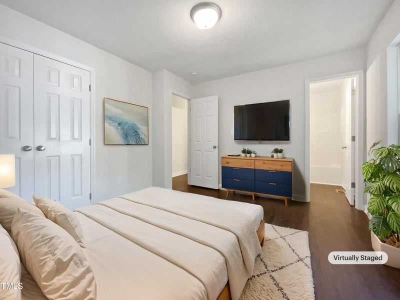216 Hinton St, Clayton, NC 27520