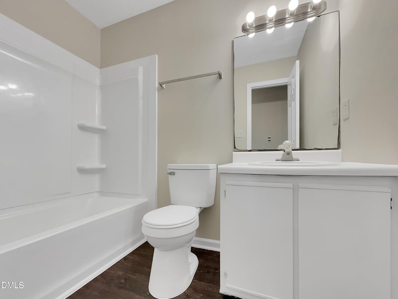 216 Hinton St, Clayton, NC 27520