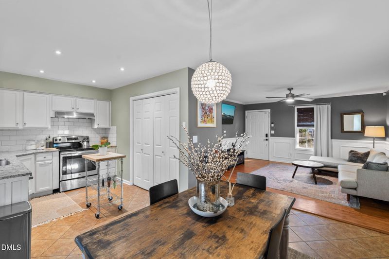 216 W Horton St, Zebulon, NC 27597