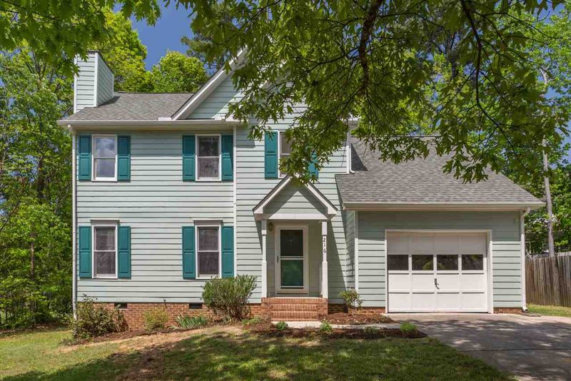 216 Kronos Ln, Cary, NC 27513