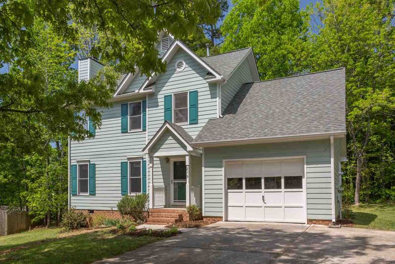 216 Kronos Ln, Cary, NC 27513