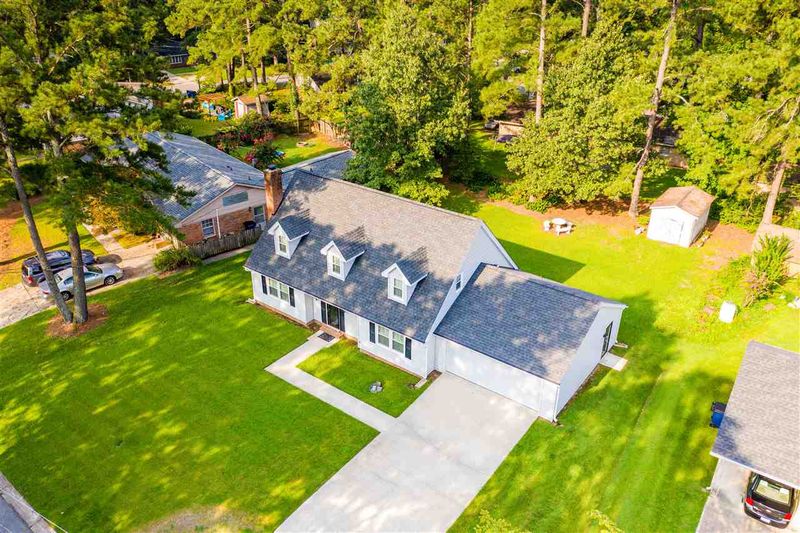 216 Longview Dr, Smithfield, NC 27577