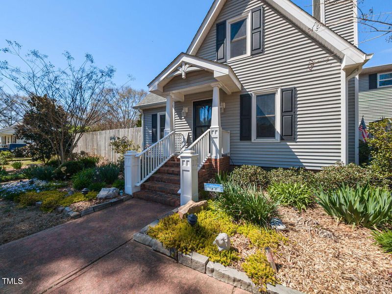 216 Lynnfield Ln, Garner, NC 27529