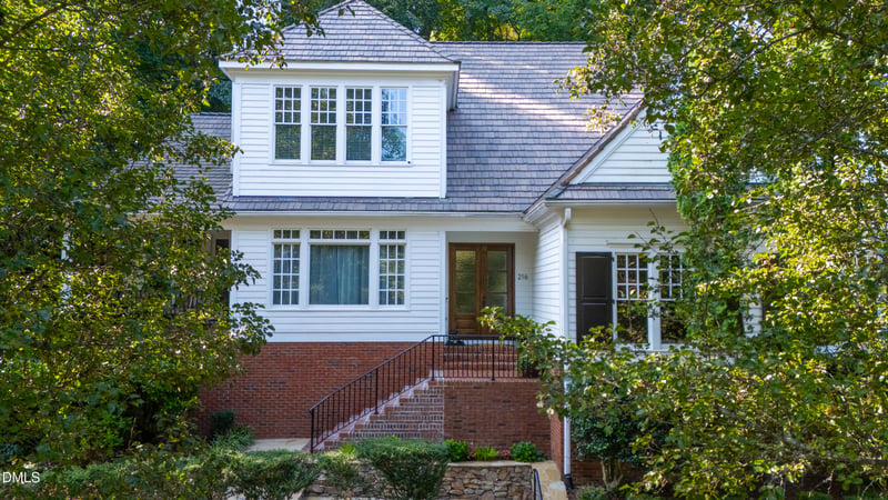 216 Mill Race Dr, Chapel Hill, NC 27514