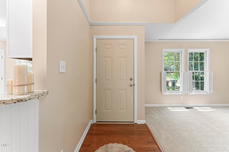 216 Mint Hill Dr, Cary, NC 27519