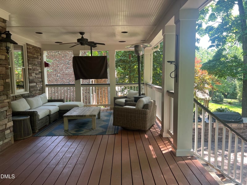 216 Norwalk St, Holly Springs, NC 27540