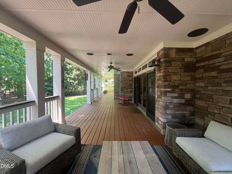 216 Norwalk St, Holly Springs, NC 27540