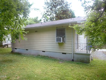 216 Nunn Ln, Chapel Hill, NC 27516