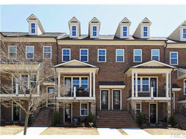 216 Penley Cir, Raleigh, NC 27609