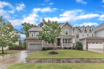 216 Pondside Dr, Apex, NC 27539