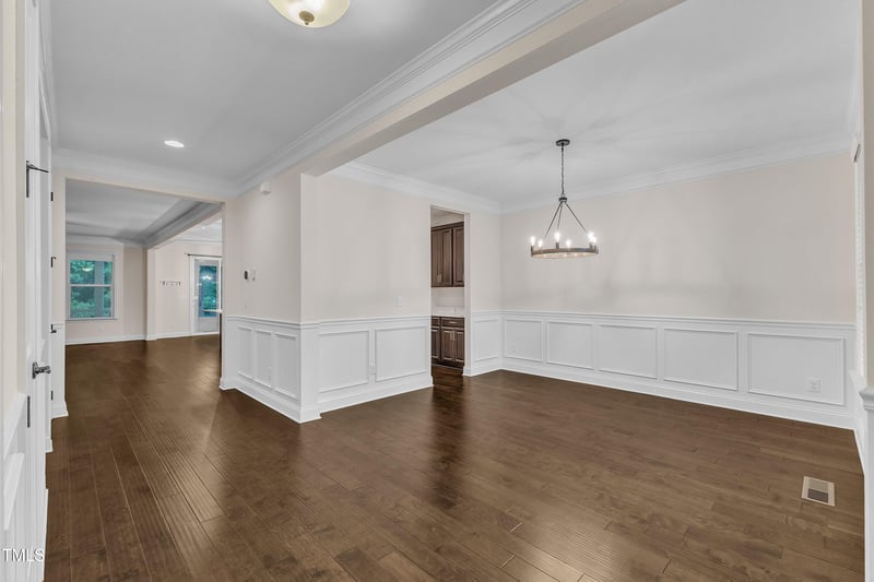 216 Pondside Dr, Apex, NC 27539