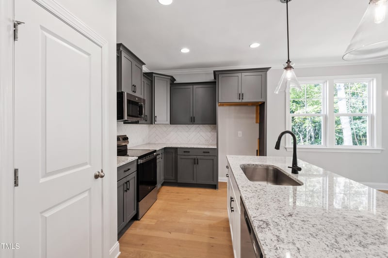 216 Rawhide Dr, Louisburg, NC 27549