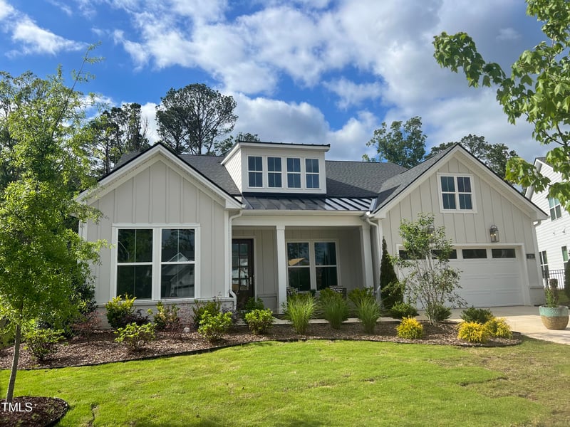 216 Regency Ridge Dr, Holly Springs, NC 27540
