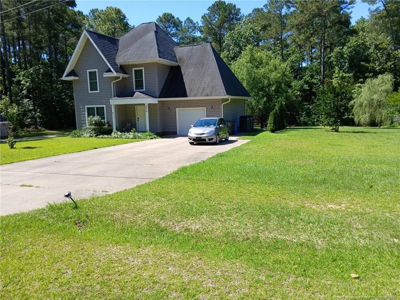 216 Riverdell Dr, Fayetteville, NC 28311