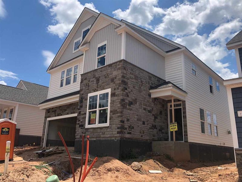 216 Silverhawk Ln, Durham, NC 27703