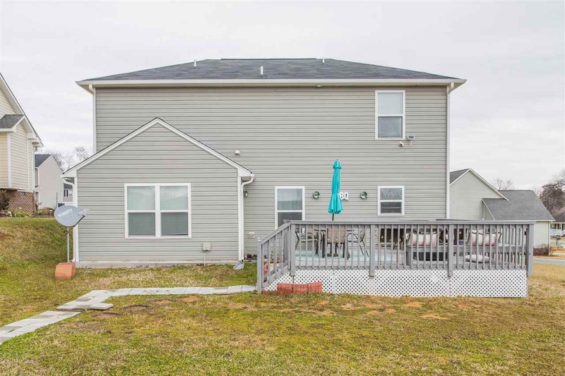 216 Thad Dr, Haw River, NC 27258