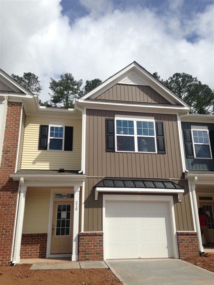 216 Traphill Dr, Morrisville, NC 27560