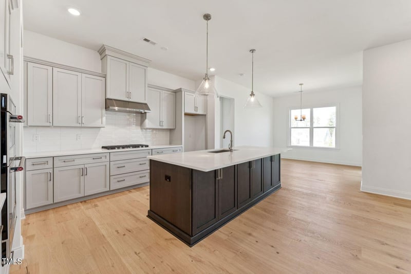 216 Trunnel St, Holly Springs, NC 27540