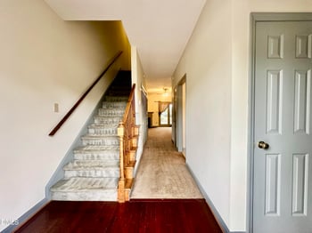 216 Walker St, Cary, NC 27511