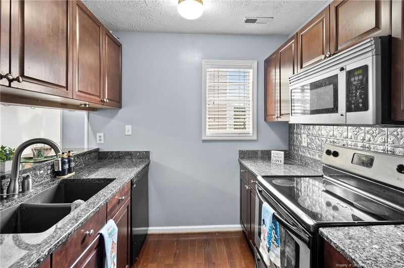 216 Waterdown Dr #12, Fayetteville, NC 28314