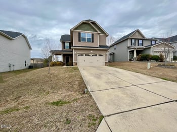 216 Webber Ln, Clayton, NC 27527