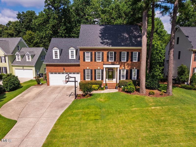 216 Wendhurst Ct, Apex, NC 27502