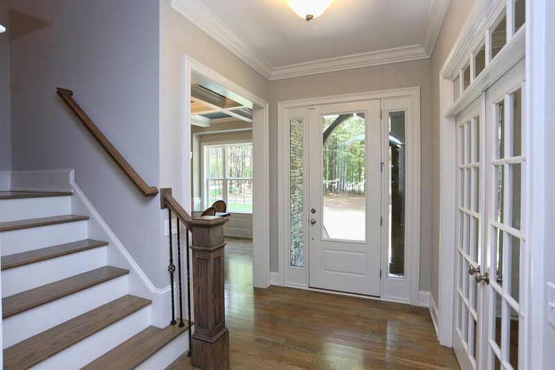 216 Westhampton Way, Chapel Hill, NC 27516