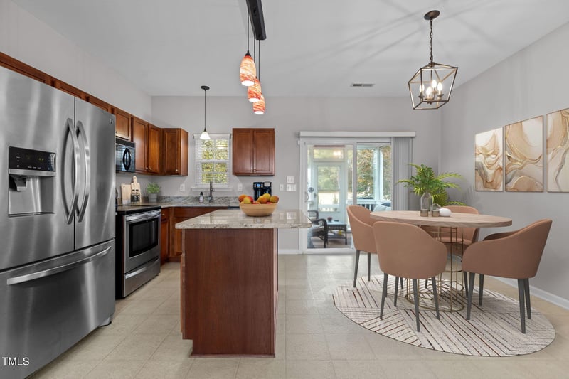 2160 Persimmon Ridge Dr, Raleigh, NC 27604