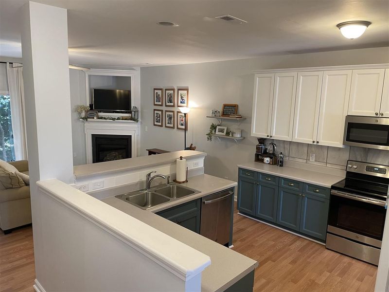 2161 Sunny Cove Dr, Raleigh, NC 27610