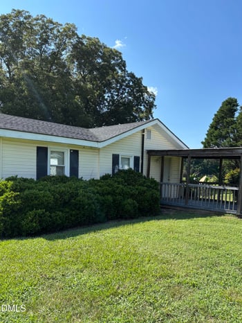 2164 Benson Hardee Rd, Benson, NC 27504