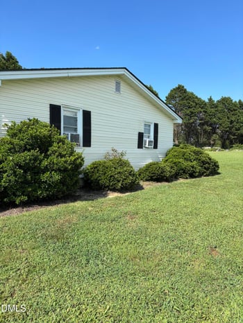 2164 Benson Hardee Rd, Benson, NC 27504