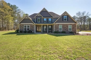 2166 Cora Dr, Hope Mills, NC 28348
