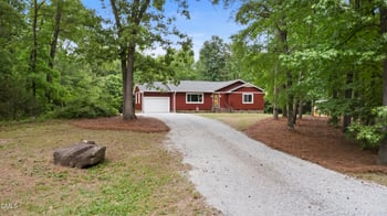 2168 Lakewood Falls Rd, Goldston, NC 27252