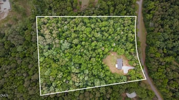 2168 Lakewood Falls Rd, Goldston, NC 27252