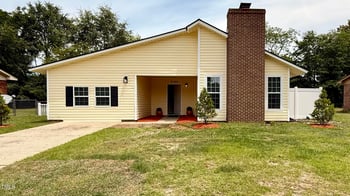 2169 Quailridge Dr, Fayetteville, NC 28304