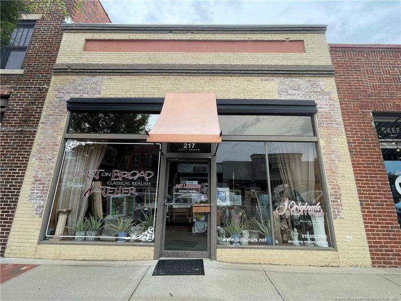 217 E Broad St, Dunn, NC 28334