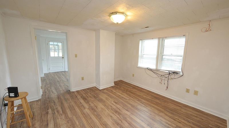 217 W Brocklyn St, Benson, NC 27504