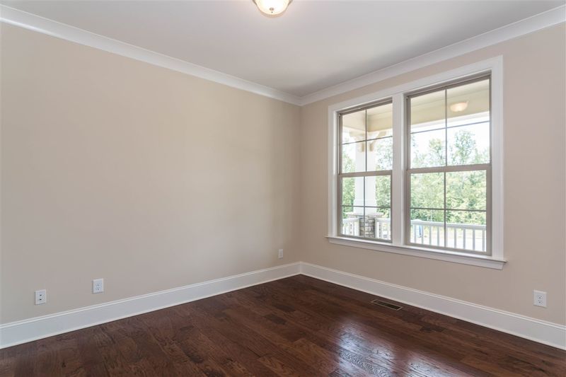 217 Brook Manor Ct, Cary, NC 27513